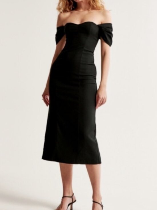 Abercrombie & Fitch Dresses & Skirts - NWT Abercrombie & Fitch Black Off Shoulder Sweetheart Midi Sheath Dress S